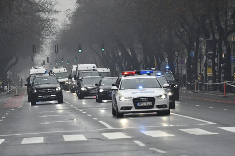 A magyar állam maffiamódszereitől félnek a menedzserek egy külföldi kutatás szerint