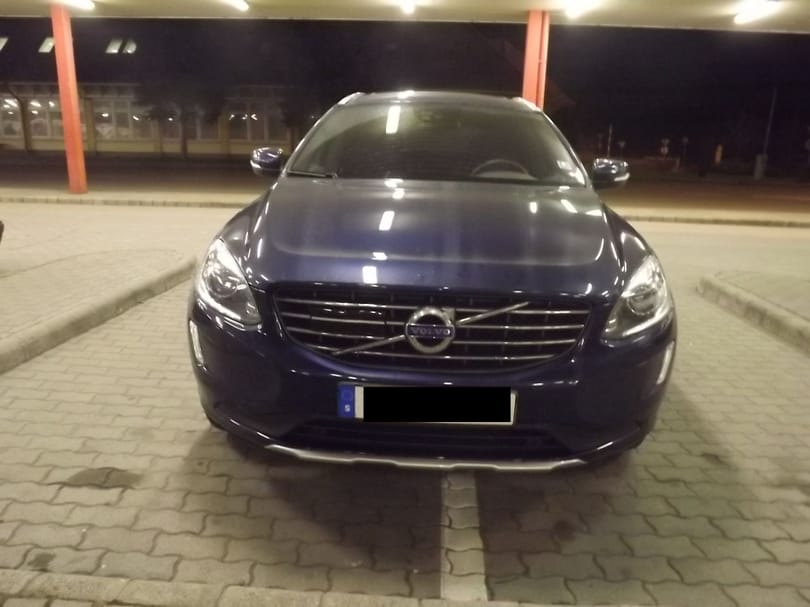 Svédeknél körözött méregdrága autót fogtak a határon – fotók