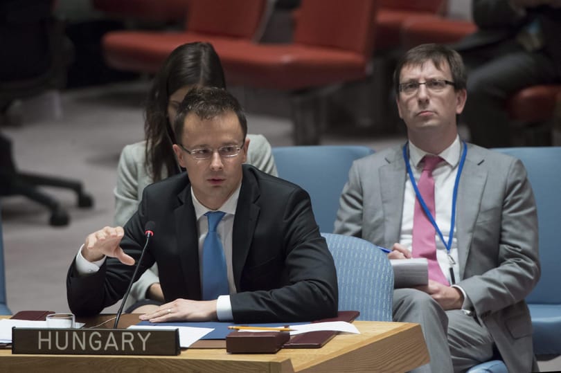 Szijjártó: '56-ot ne hasonlítsák a mostani helyzethez