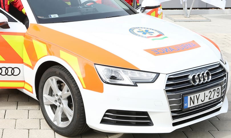 Gyors segítség: egy új Audi A4-est kaptak a mentősök