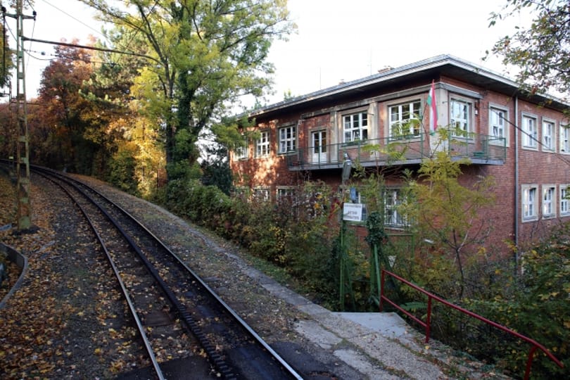 Randalírozó gyermekotthonos fiatalok miatt félnek a XII. kerületben