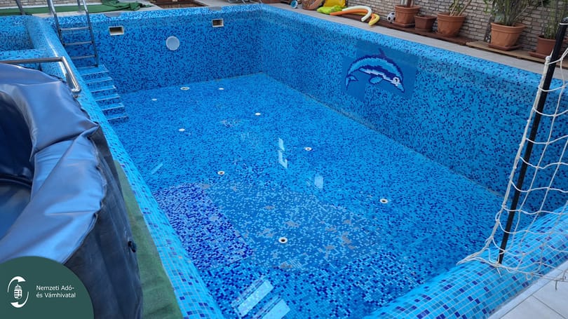 „A vendégek nem is sejtették, mekkora fertőzésveszélynek vannak kitéve” – koszos wellness hotelt zárt be a NAV