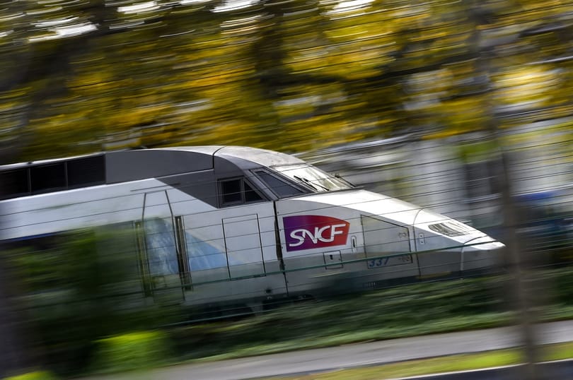 Kisiklott egy TGV Franciaországban, sok a sérült