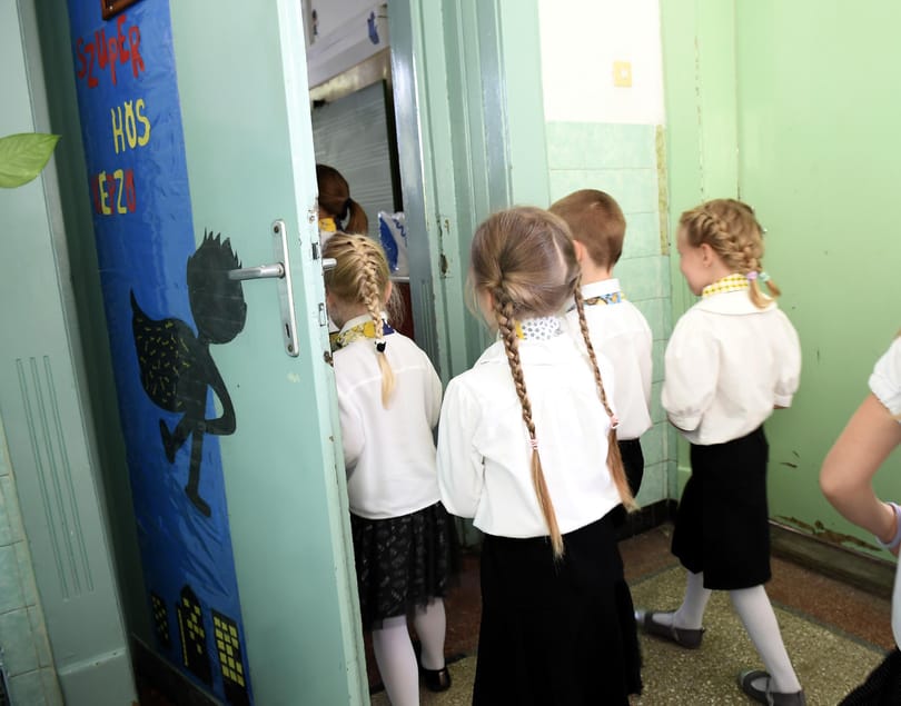 Tóta W.: A csóró parasztoknak csak a Tibi felesége jut 