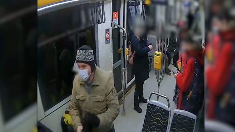 Ellenőrt bántalmaztak egy budapesti villamoson