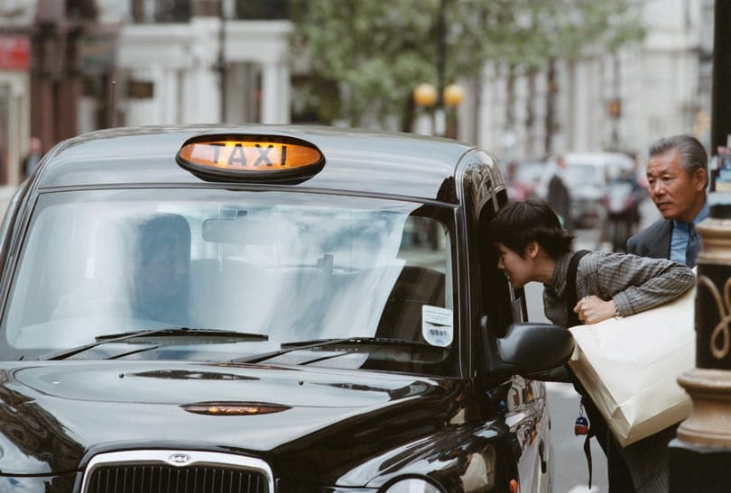 Taxival a Föld körül