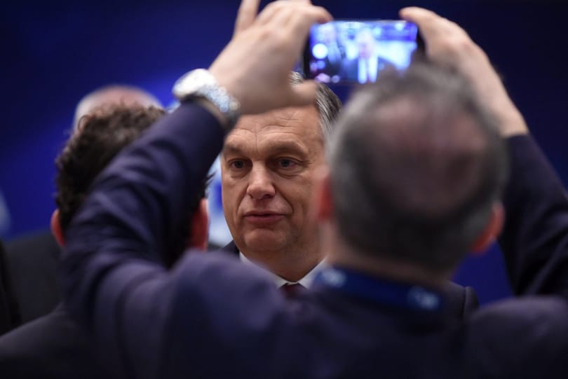 Félelem és undor az illiberális Magyarországon - kemény hangvételű könyvet írtak Orbánról