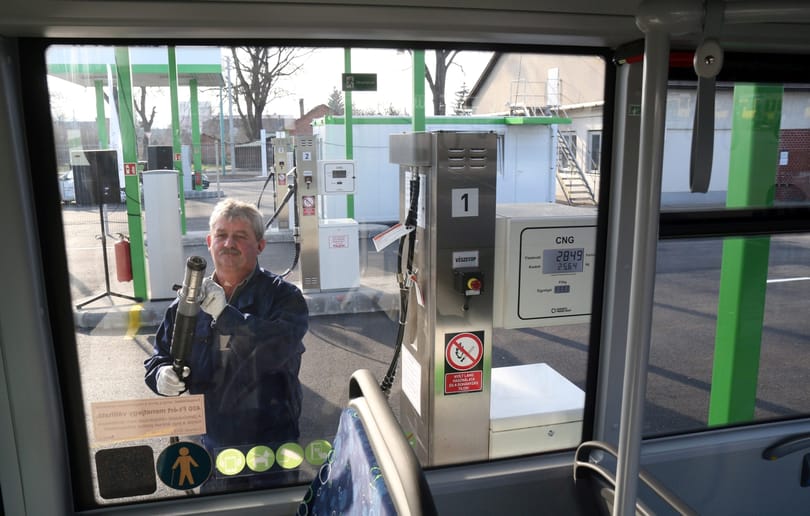 Egy kicsit könnyebb lesz CNG-kutat találni jövő évtől Budapesten