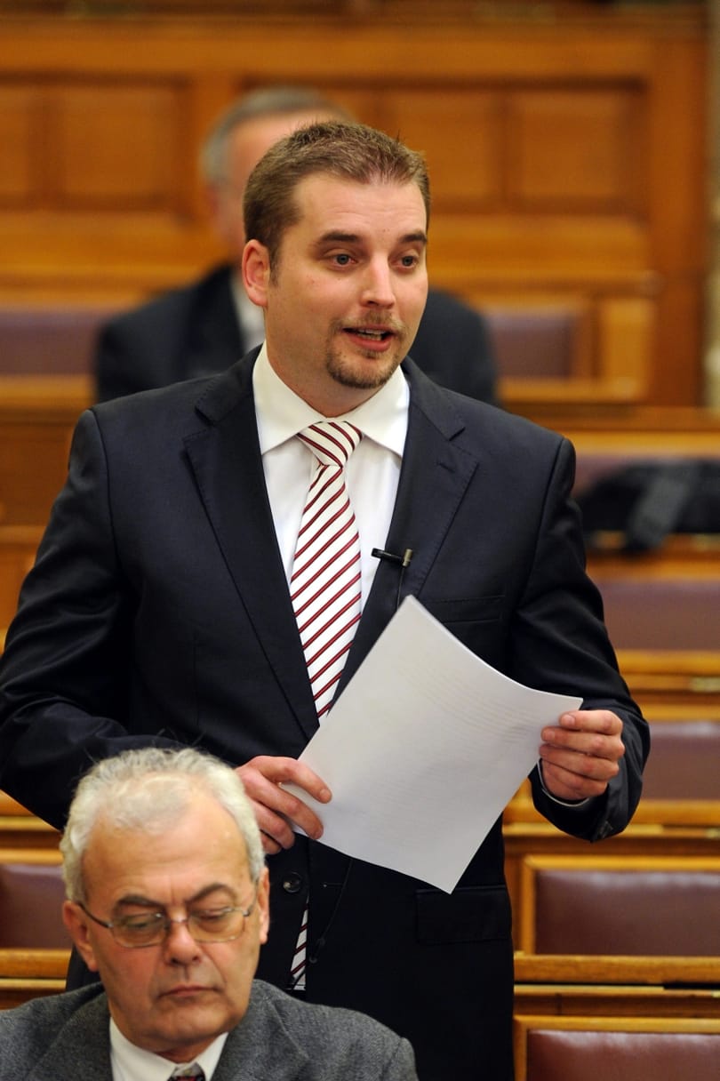 Megújul az MSZP alapszabálya, szigorúbb fellépés fegyelmi és etikai ügyekben