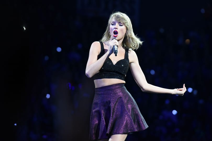 Taylor Swifté lett az év videója az MTV versenyén