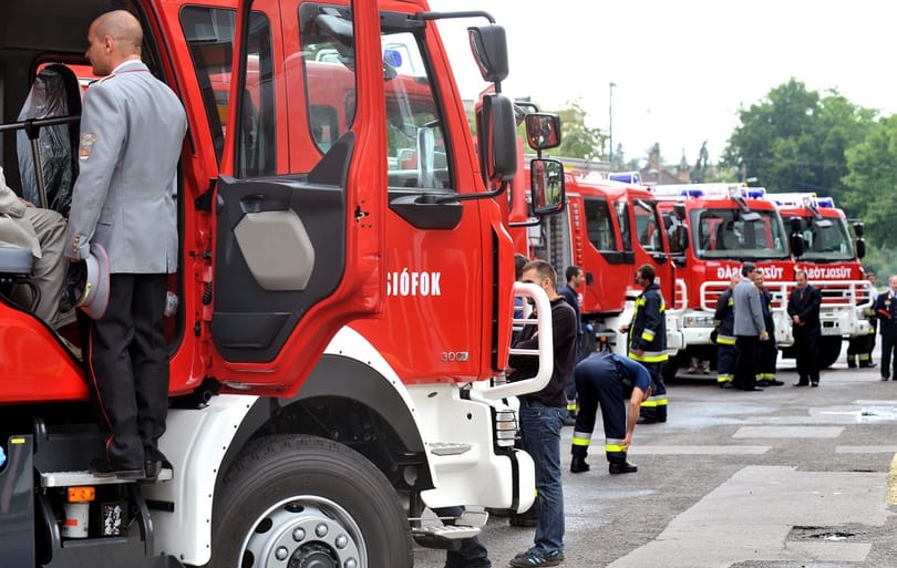 Egyetlen forint béremelést sem kapnak a tűzoltók
