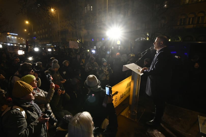 Füttykoncertet rendezett az Együtt Putyinnak és Orbánnak