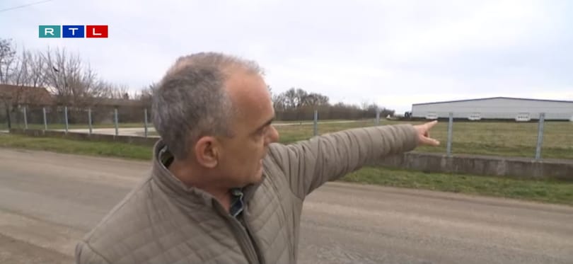 Tízezer tonna selejtes akkumulátort tárolhatnak lakóházak közvetlen szomszédságában Sárbogárdon