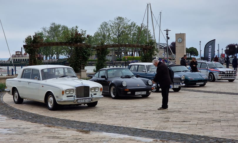 Ellepték a Balaton környékét a gyönyörű régi autók és motorok – körbefotóztuk őket