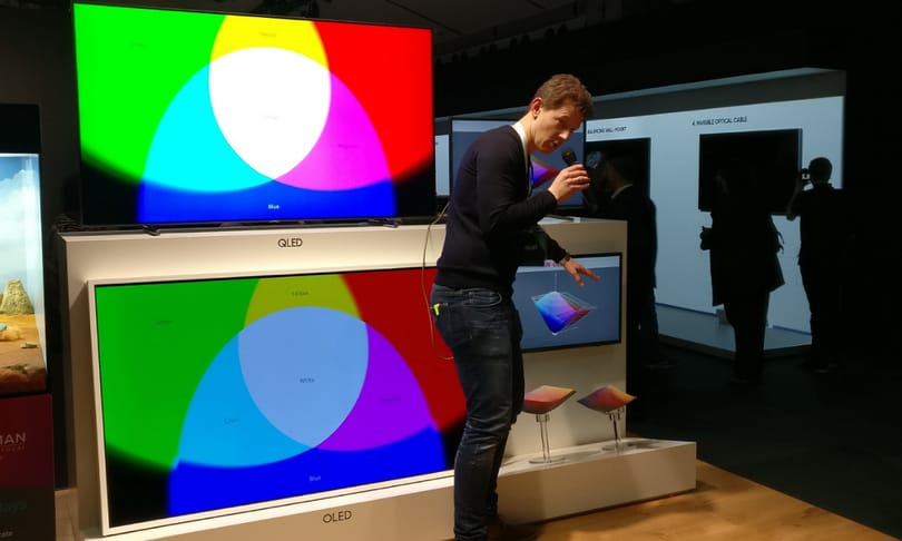OLED, SUHD, QLED: jönnek az újfajta tévék, a Samsung mostantól négy másik betűre esküszik