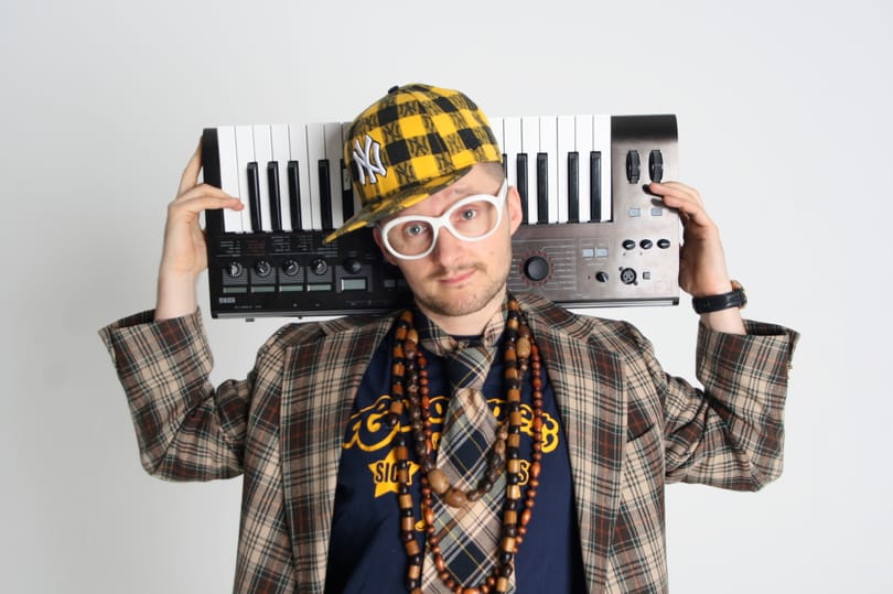 DJ Vadim személyesen lemezel ma este a Kazinczy utcában