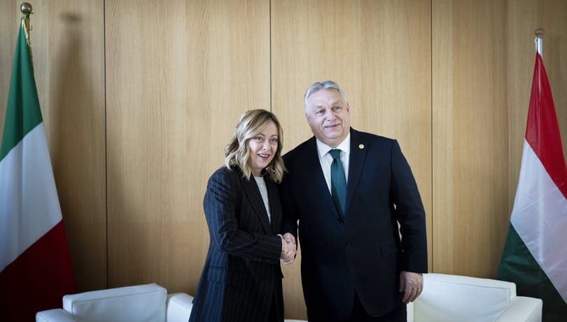 Orbán a Meloni-találkozó után: Az antifasiszta nő tisztességes eljárásban fog részesülni Magyarországon