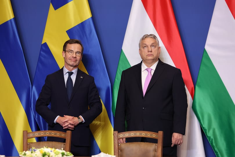 Négy új Gripent vesz Magyarország - jelentette be Orbán a svéd miniszterelnökkel