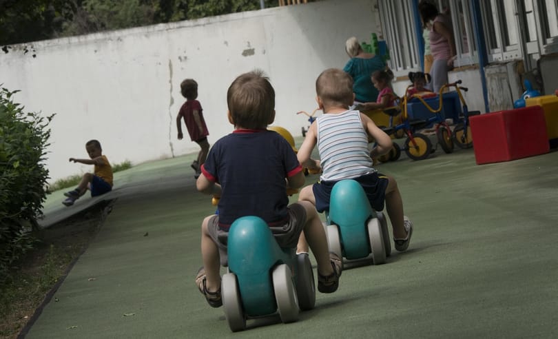 Véletlenül rossz gyereket hozott el egy kínai nagypapa az óvodából