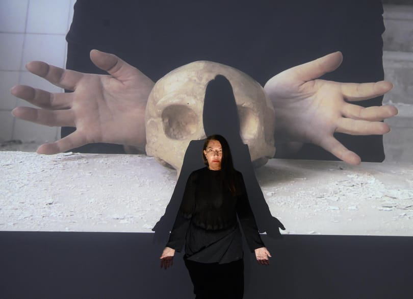 Aki nem az életéből ad, hanem az egész életét odaadja a művészetért – Marina Abramović 75 éves