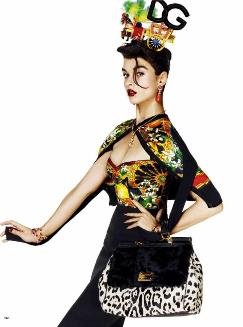 Crystal Renn logófetisizmusa a Vogue japán kiadásában