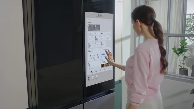 Nézzen filmeket a Samsung nagyképernyős... hűtőszekrényén