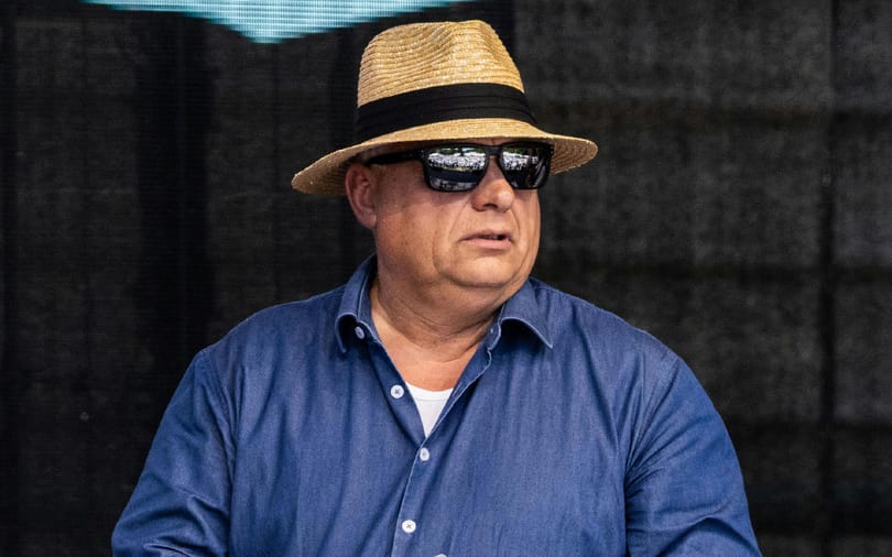 A Keresztapára utaló képet tett ki magáról Orbán – fotó