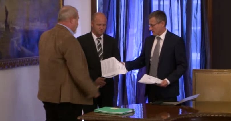 Viccesen indul a 3-as metró felújítása