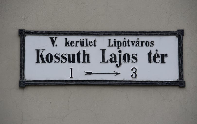 Kossuth tér 1-3. – hétfőn Orbán is beszáll a vitába