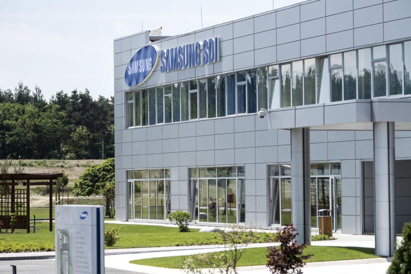 Bocsánatot kért a Samsung minden munkásától, akinek a halálát okozta