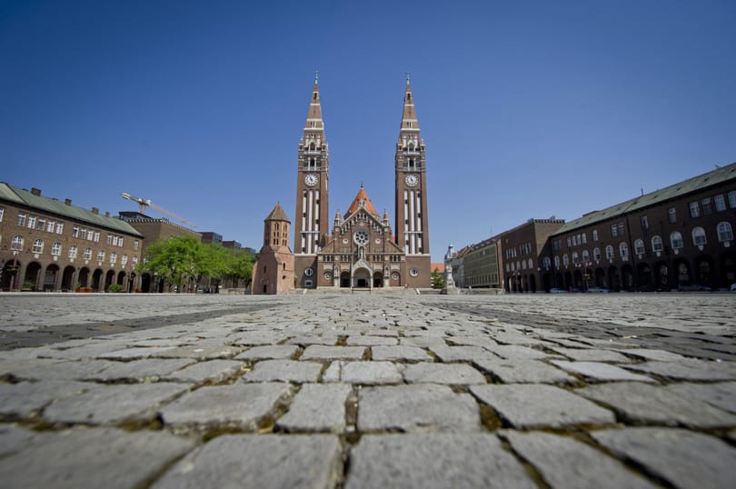 Ha Szegedre látogat, szinte kötelező letöltenie ezt az appot – de ha Szegeden él, akkor is ajánlott