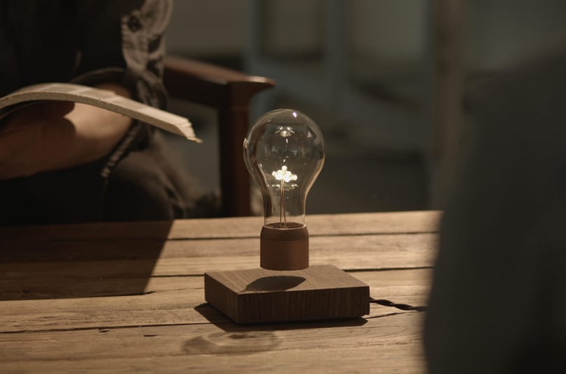 Kész Tesla lámpája, itt a világítás következő szintje