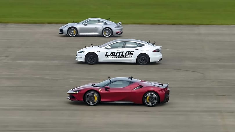 Hibrid Ferrari, az ezerlovas Tesla vagy a Porsche boxermotoros csúcsgépe nyer egymás ellen?
