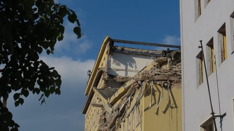Videó a Böszörményi úti házomlás helyszínéről: vizsgálják, hibázott-e a kivitelező 