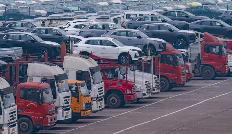Közös e-autós céget hozhat létre a VW, a Renault és a Stellantis, hogy felvegyék a versenyt a kínai cégekkel és a Teslával