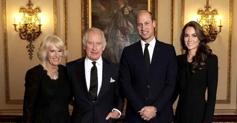 A királyi család egy fotóval jelezte: Harry és Meghan számára nincs visszaút