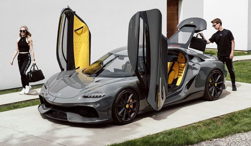 A Koenigsegg egymilliárd forintos autójának kulcstartója lényegében egy Fabergé-tojás