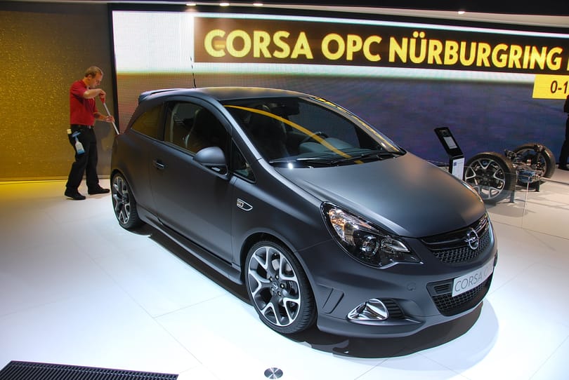 Bővül a magyar Opel-gyár - fellendül a lakáspiac?