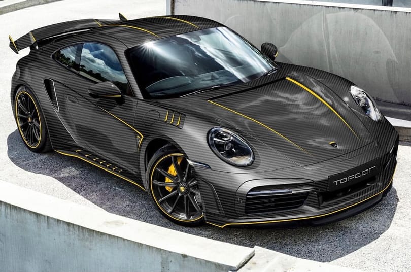 Orosz cégnek köszönhető a teljesen karbonruhás Porsche 911 