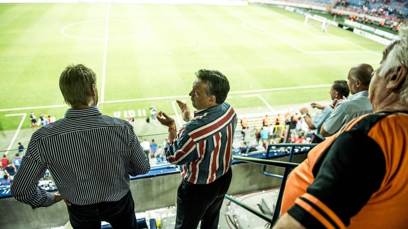 Szóljanak, ha ennél is nagyobb Orbán-nyalást találnak!