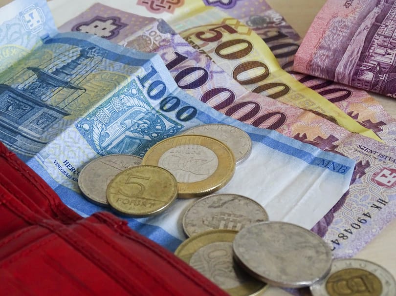 Így kaphatunk most vissza akár több százezer forint szja-t