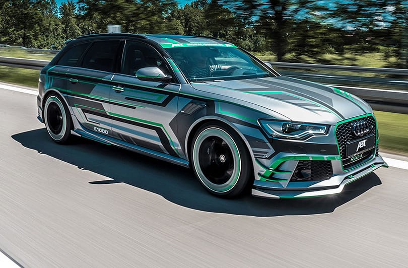 Utcai autóba költöztették a Formula–E-t – 1000 lóerős az Audi RS6-E