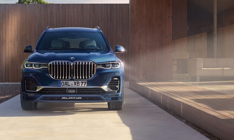 621 lóerős V8 biturbó a legújabb hatalmas BMW X7-ben