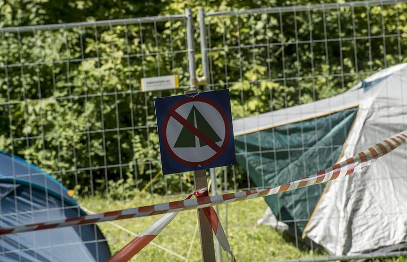 Három gyerek meghalt, amikor leégett egy oroszországi sátortábor