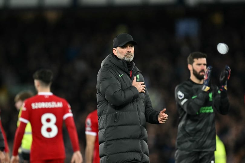 Kikapott a városi rangadón a Liverpool, egyre távolabb a bajnoki cím