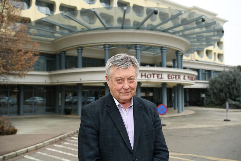Nem tervezte, mégis eladta a hotelét Mészáros Lőrincnek Harmati László