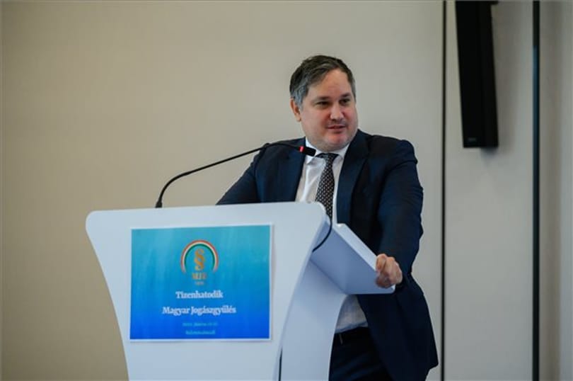 Beavatkozna a kormány a fix áras áramszerződésekbe