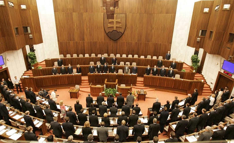 A parlamenti képviselők is büntethetők szeptembertől Szlovákiában