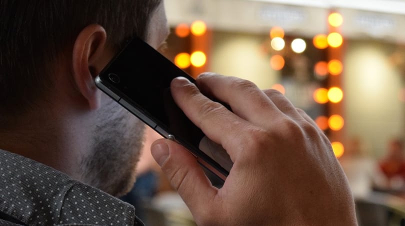Átfésülte az NMHH, mit csináltak a magyarok az elmúlt négy évben a mobiljaikon