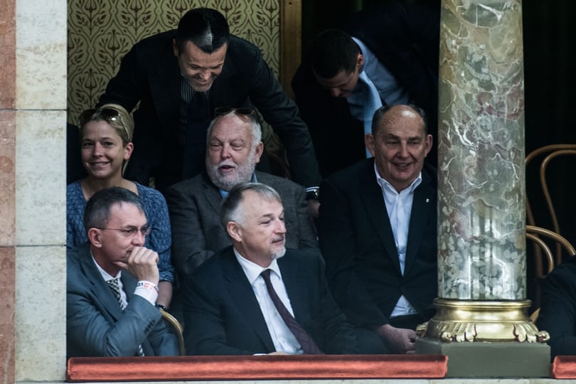 Médiatanács: Andy Vajna viheti a Délmagyarországot, a Kisalföldet és a Borsot
